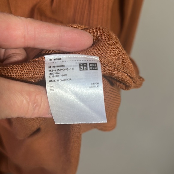 Uniqlo brand Size Medium open front Cardigan Cinnamon Color - Picture 12 of 15